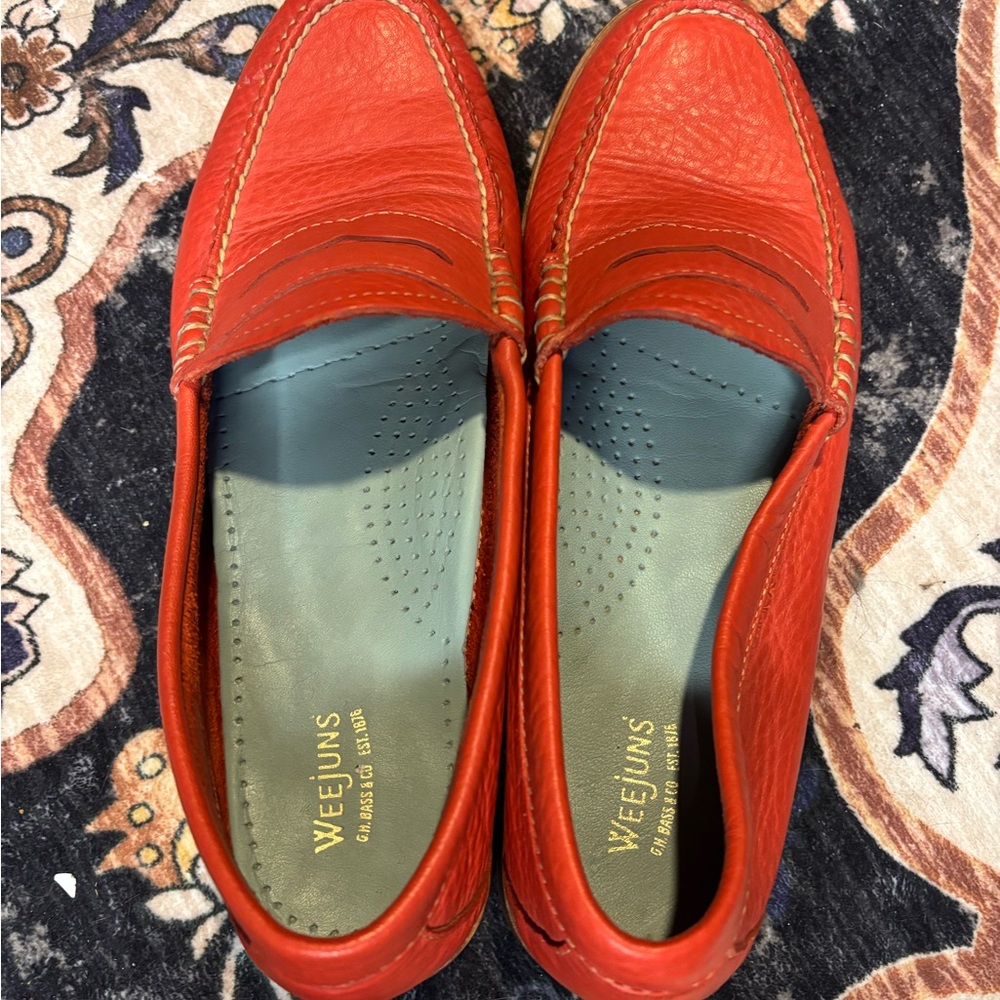Weejuns Women's Vibrant Orange Leather Loafers - Picture 5 of 6